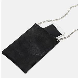 Crossbody cellphone bag